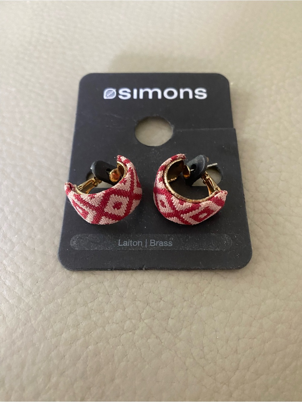 Simons Red and Cream Patterned Hoop Clip Earrings